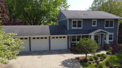 746 Golden Meadow Road, Saint Paul, MN 55123