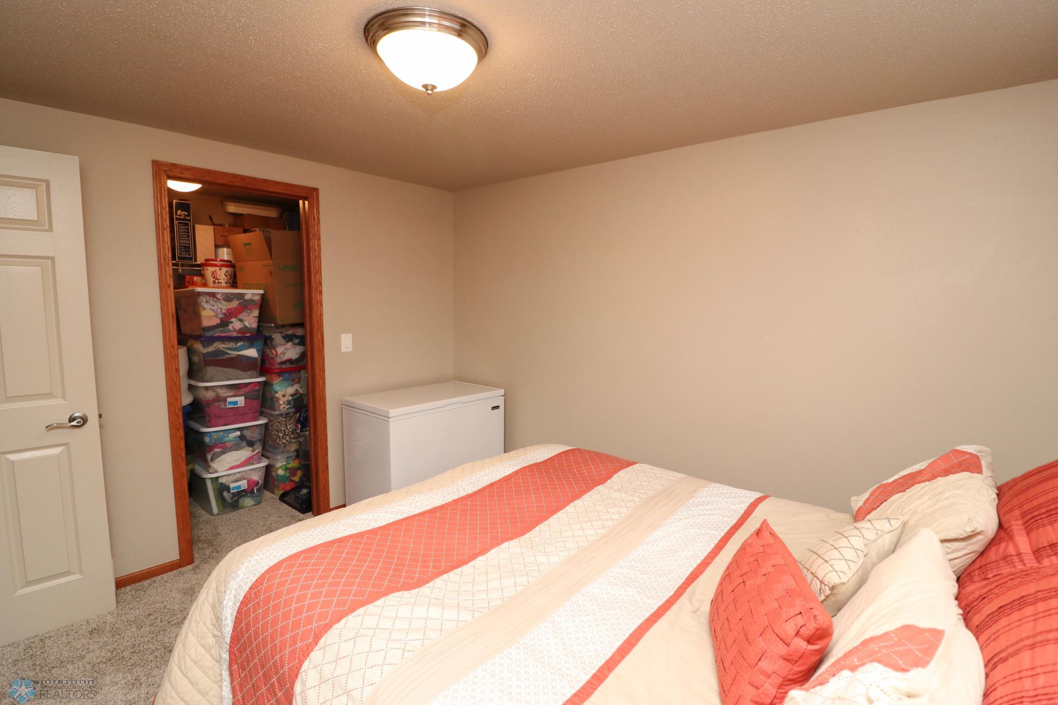 18-Bedroom 4.jpg