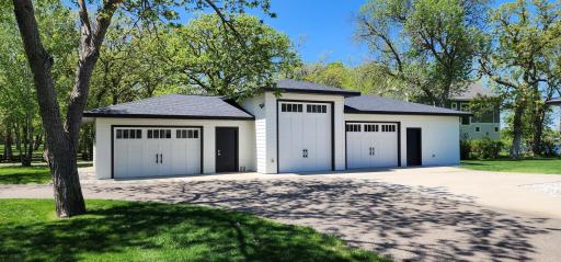 509 S Le Homme Dieu Drive NE, Alexandria, MN 56308