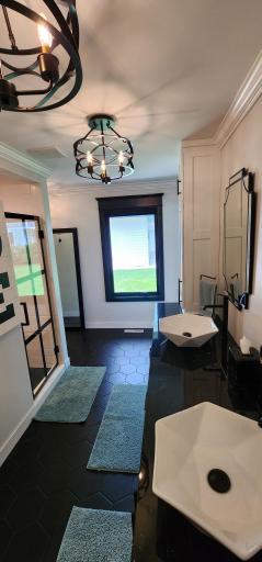 509 S Le Homme Dieu Drive NE, Alexandria, MN 56308