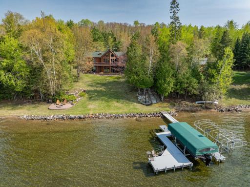 34660 Reginawood Road, Grand Rapids, MN 55744