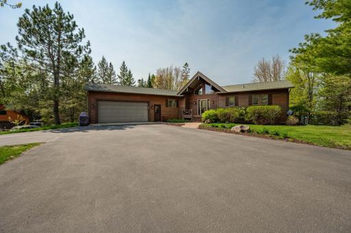 34660 Reginawood Road, Grand Rapids, MN 55744
