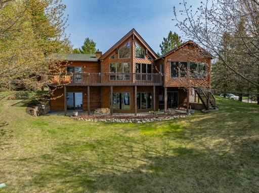 34660 Reginawood Road, Grand Rapids, MN 55744