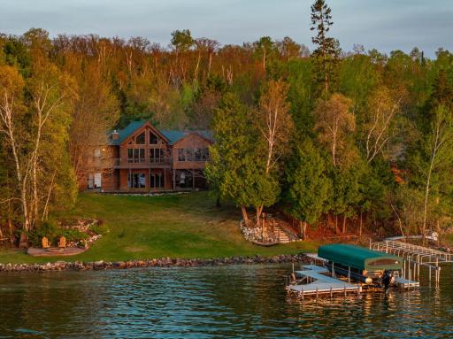 34660 Reginawood Road, Grand Rapids, MN 55744
