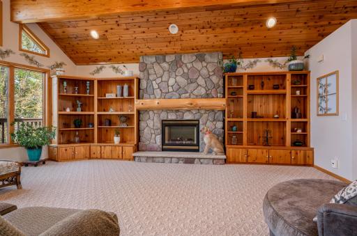 34660 Reginawood Road, Grand Rapids, MN 55744