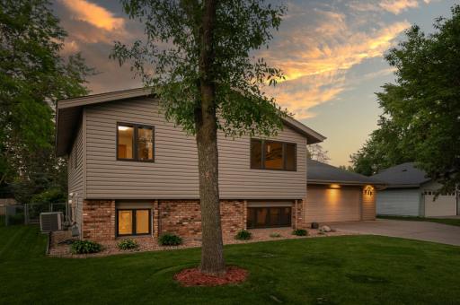 8008 Sierra Parkway, Minneapolis, MN 55444