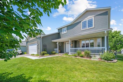 7964 Jorgensen Avenue S, Cottage Grove, MN 55016