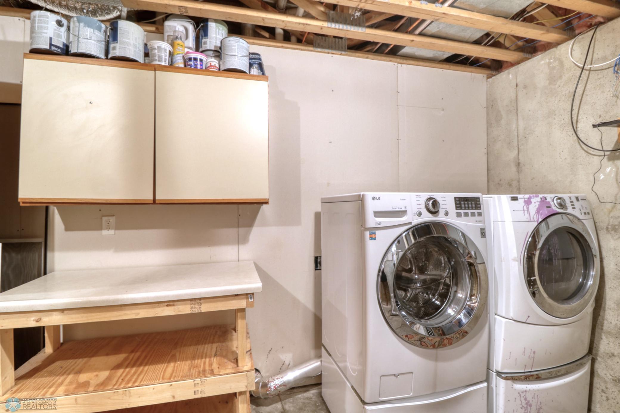 Laundry1_1.jpg