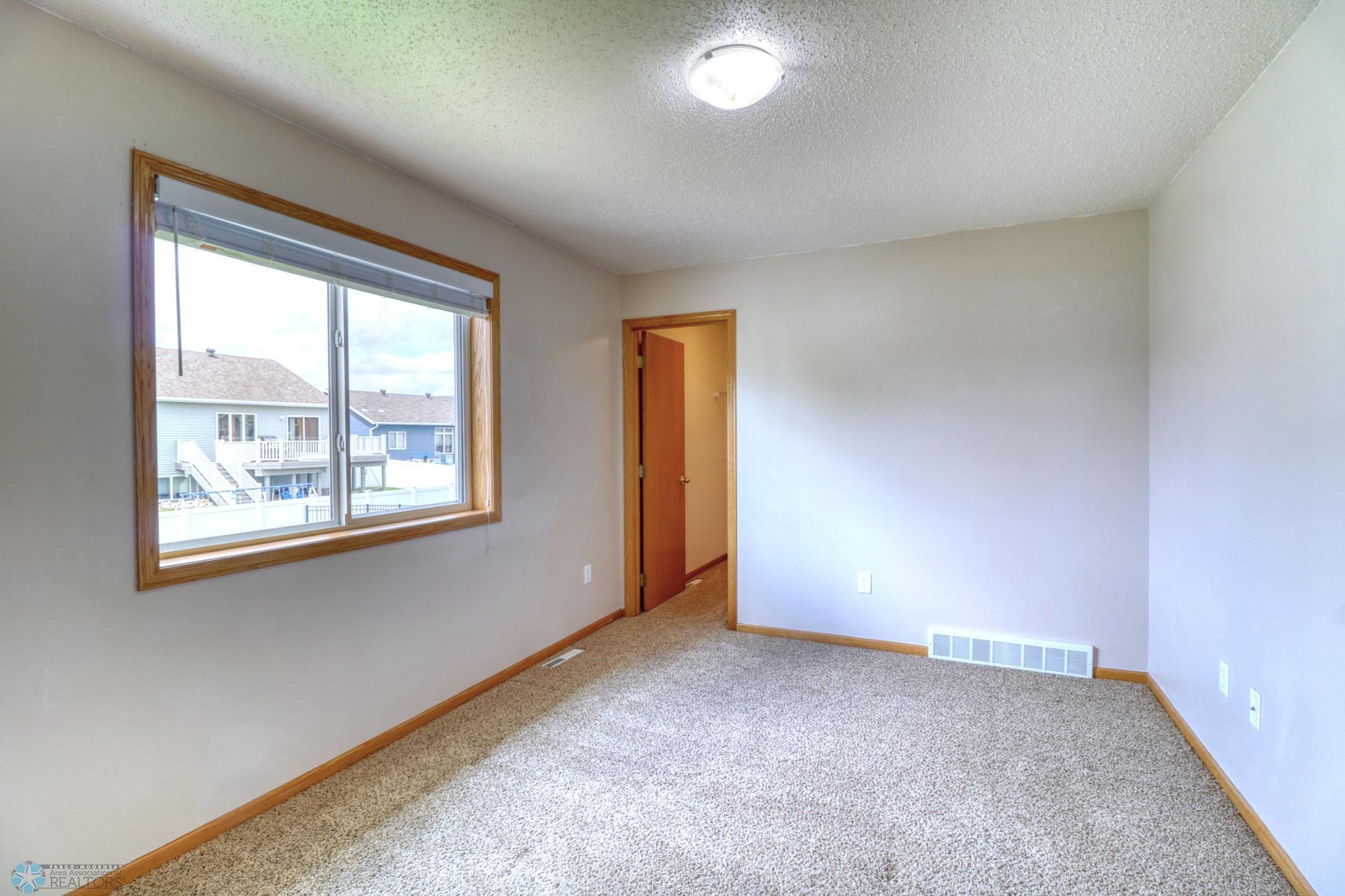 Upper Level Bedroom1_2.jpg