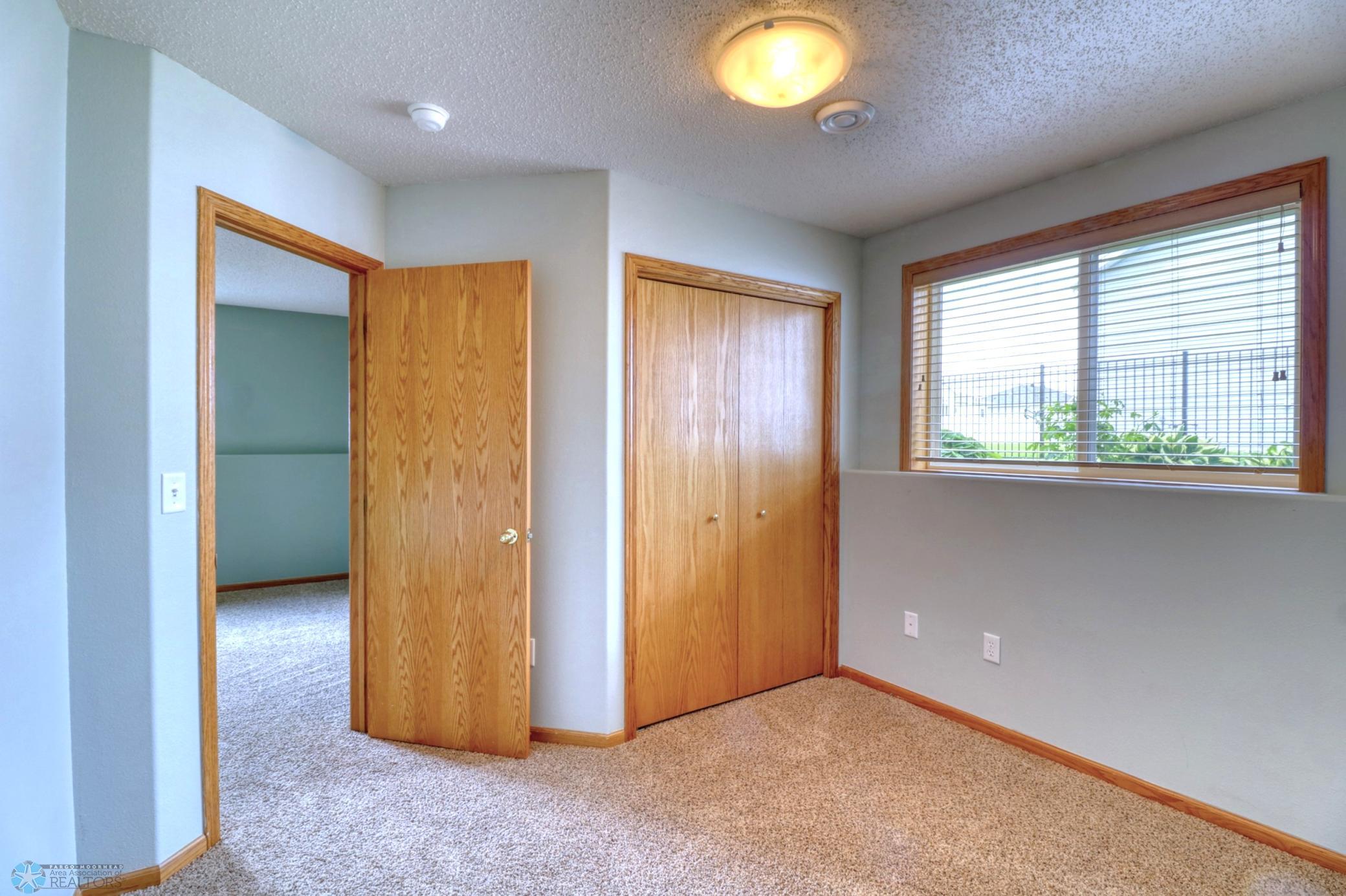 Lower Level 2_bedroom1_2.jpg