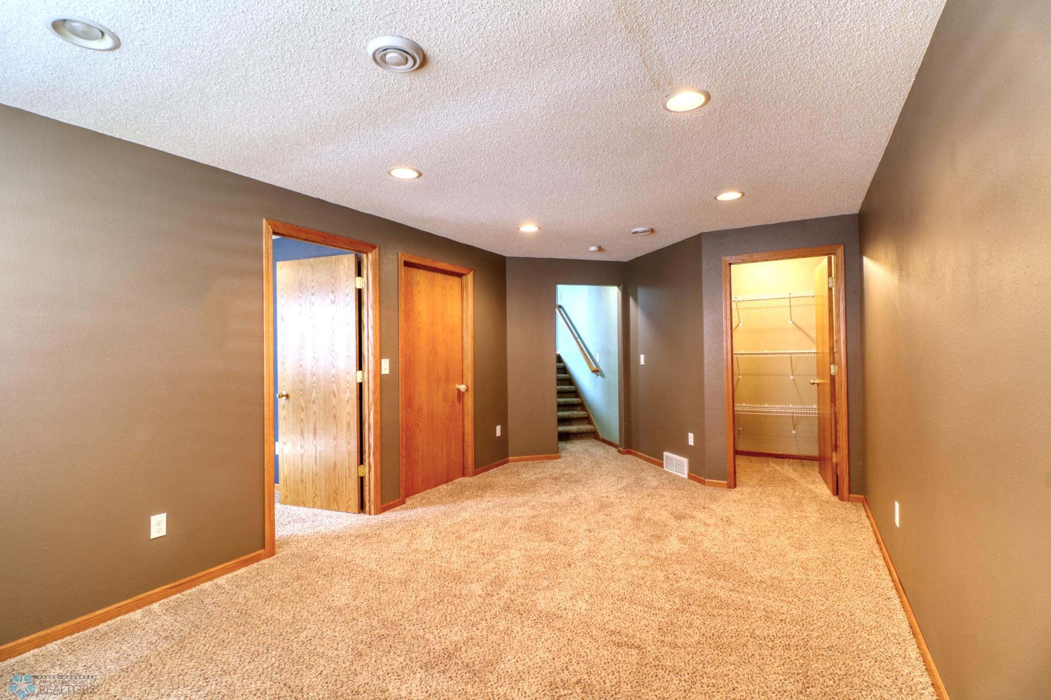 Bsmt level family room 1_0.jpg