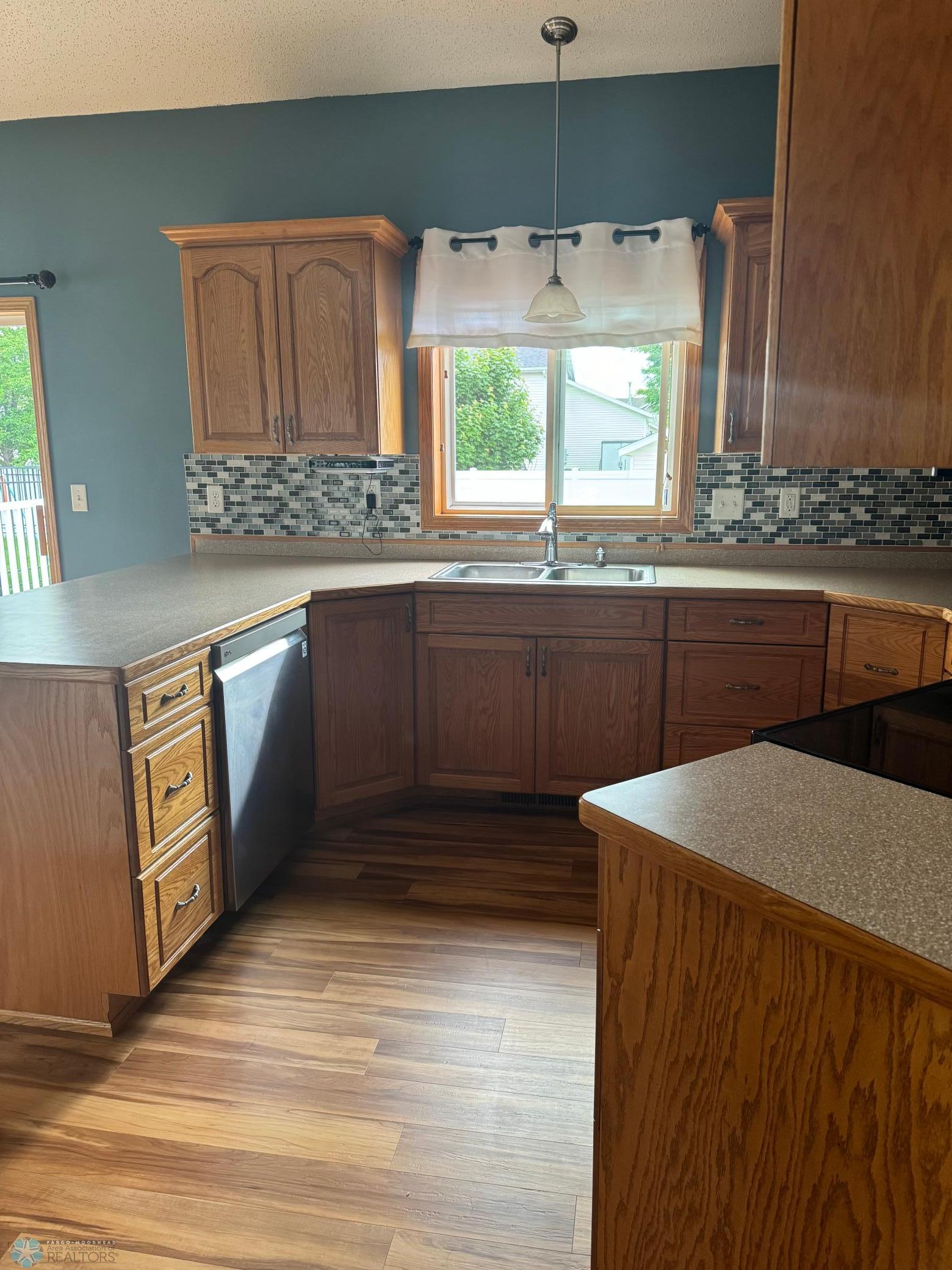 Kitchen 1_4.jpg