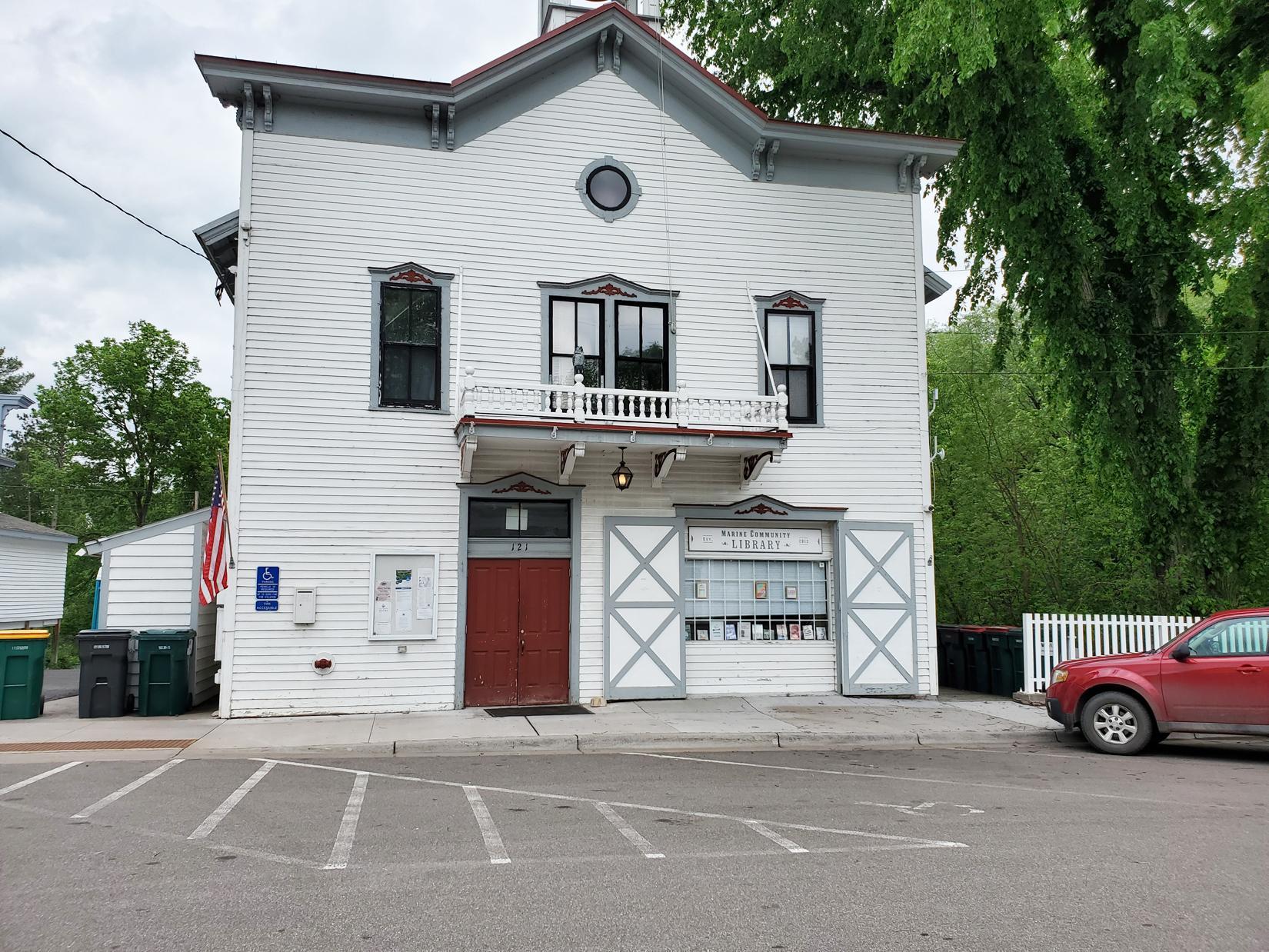 Within easy walking distance of historic, charming and beautiful downtown Marine on St. St. Croix