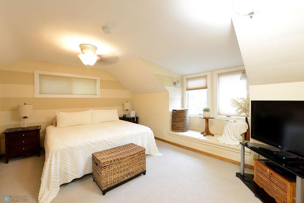 Spacious Upper Bedroom