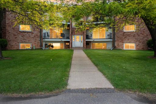 1150 Dellwood Street S, 304, Cambridge, MN 55008