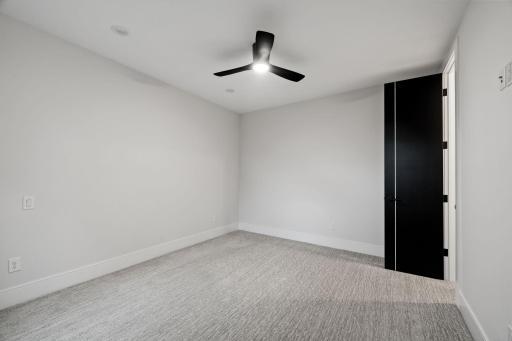 Photo for 1726 Kenwood Parkway, 200, Minneapolis, MN 55405 - Listing #6539817 1726 Kenwood Parkway, 200, Minneapolis, MN 55405