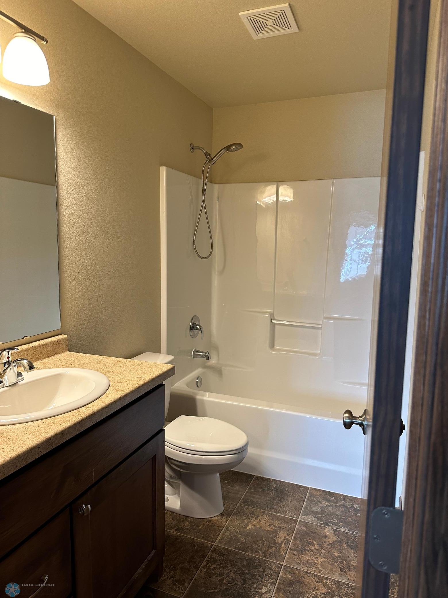 Primary Full Bathroom