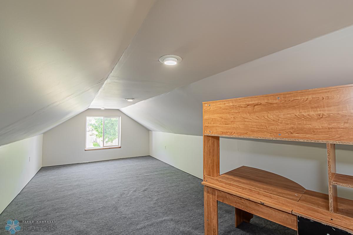 611 5th Ave S, Moorhead, MN 56560-33.jpg