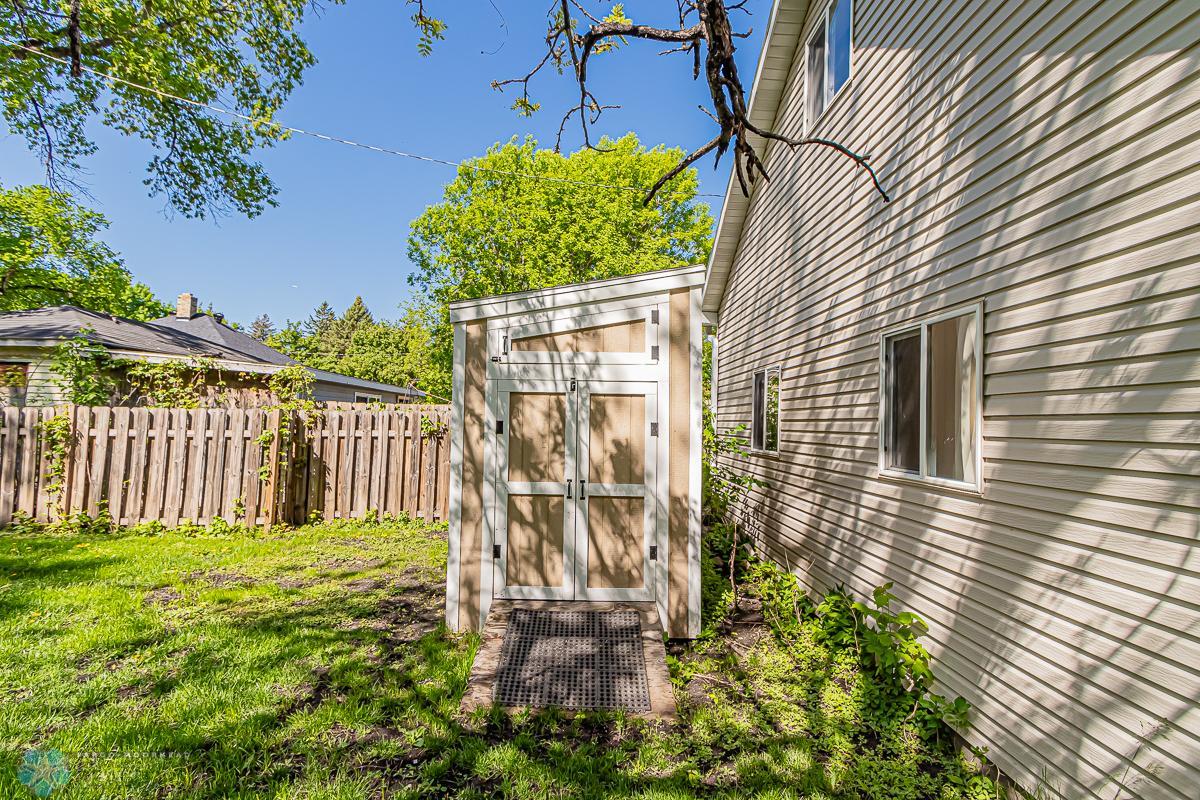 611 5th Ave S, Moorhead, MN 56560-28.jpg