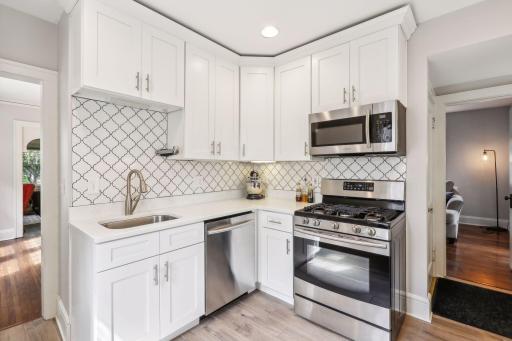 1272 Hague Avenue, Saint Paul, MN 55104