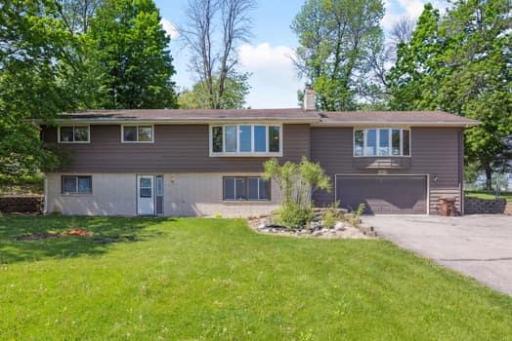 Welcome to 11781 French Lake Road West in Dayton!