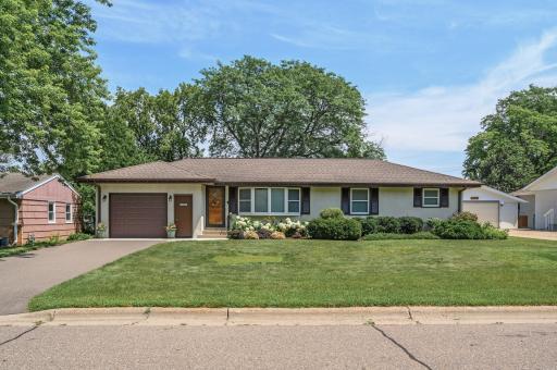 3102 Wisconsin Avenue N, Minneapolis, MN 55427