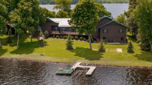 4 Bedroom year round Home on Big Sandy_D.jpg