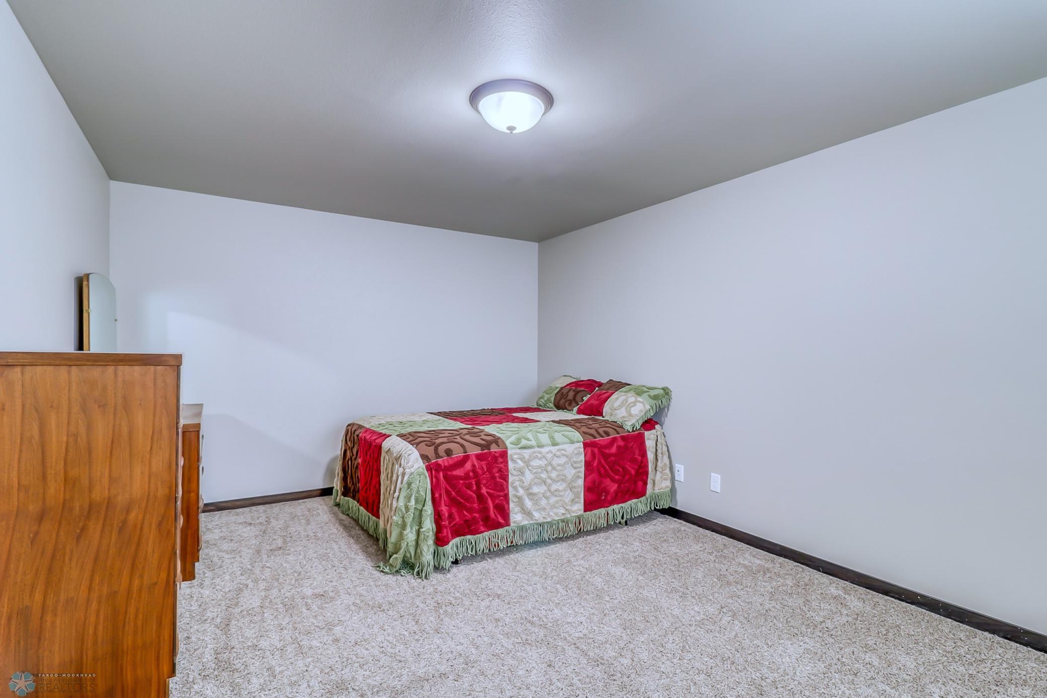 Basement Bedroom1_3.jpg
