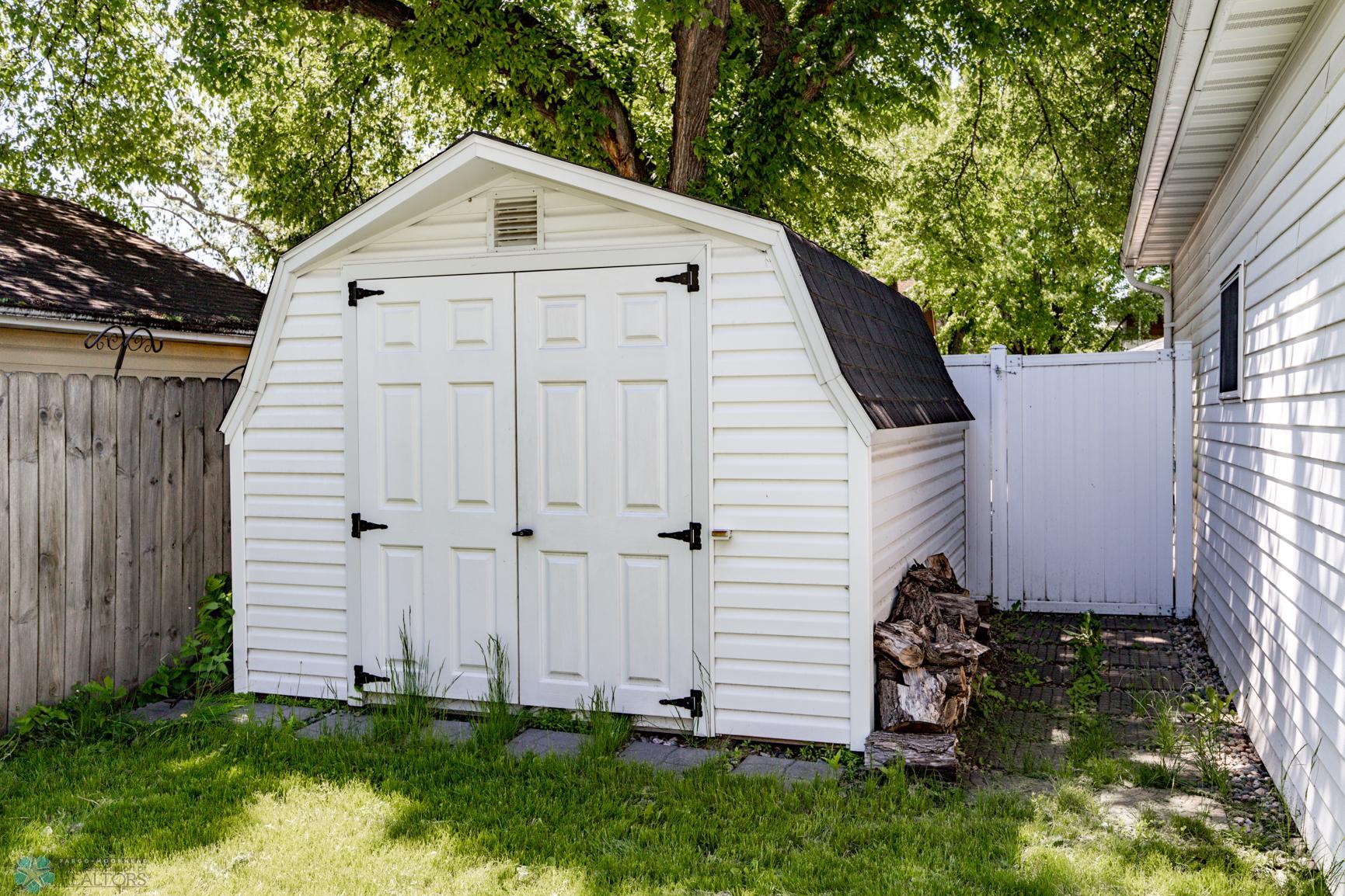 Shed