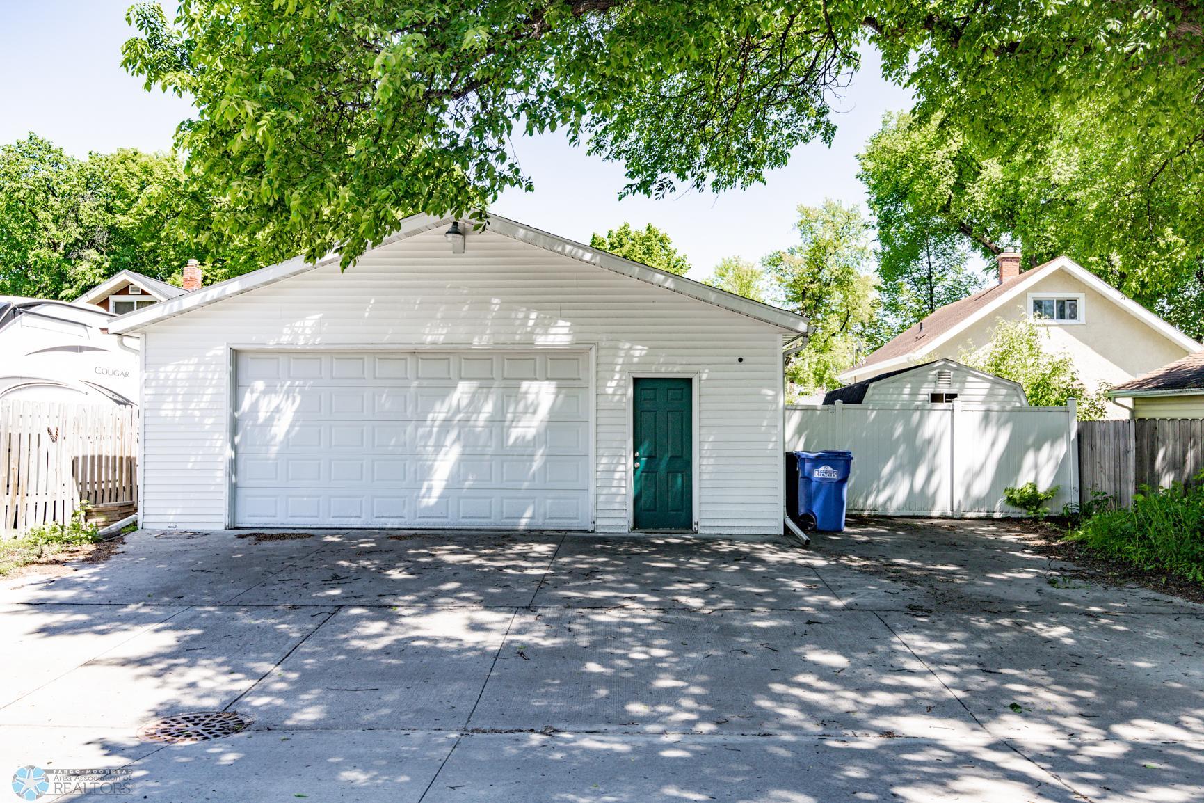 Garage/Alley Access