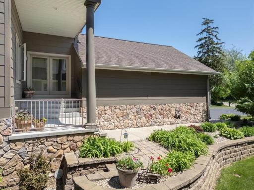 3900 Sunset Dr Spring Park MN 55384 USA-003-034-Front Porch-MLS_Size.jpg