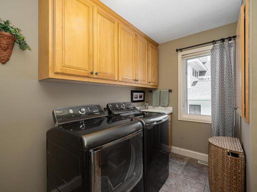 3900 Sunset Dr Spring Park MN 55384 USA-054-056-Laundry-MLS_Size.jpg