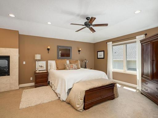 3900 Sunset Dr Spring Park MN 55384 USA-057-071-Primary Bedroom-MLS_Size.jpg