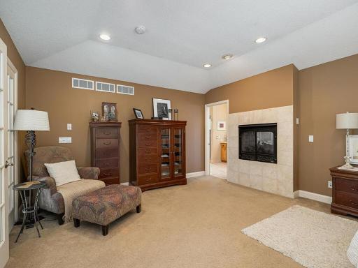 3900 Sunset Dr Spring Park MN 55384 USA-058-046-Primary Bedroom-MLS_Size.jpg