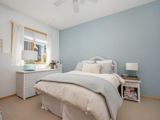 3900 Sunset Dr Spring Park MN 55384 USA-071-072-Guest Bedroom-MLS_Size.jpg