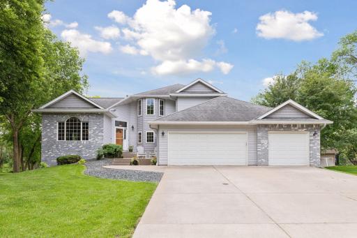12701 95th Avenue N, Maple Grove, MN 55369
