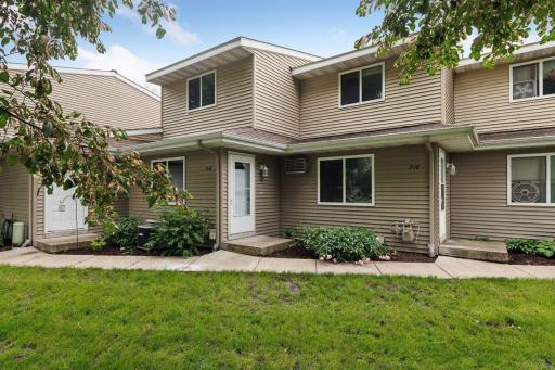 916 7th Street S, Hopkins, MN 55343