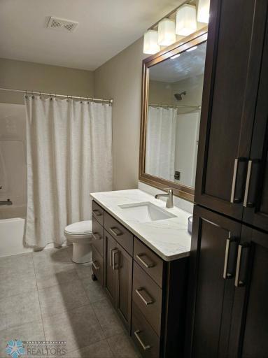 4696 11th Street W, West Fargo, ND 58078