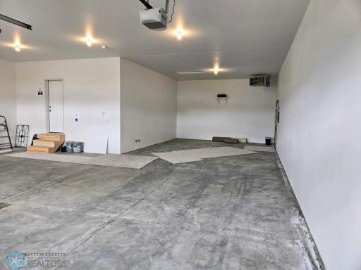 4696 11th Street W, West Fargo, ND 58078