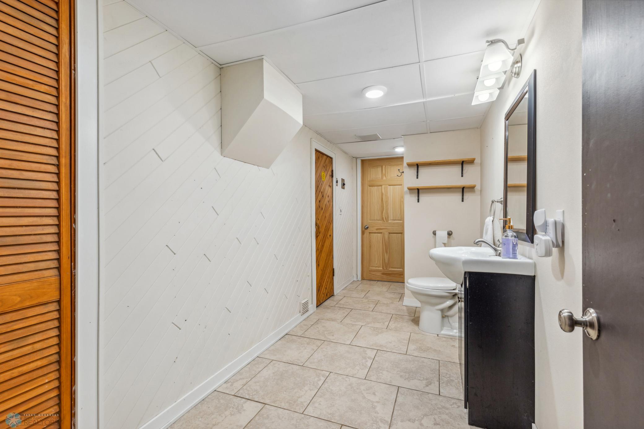 Basement 3/4 bath