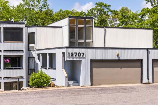 13707 Nicollet Avenue, 303, Burnsville, MN 55337