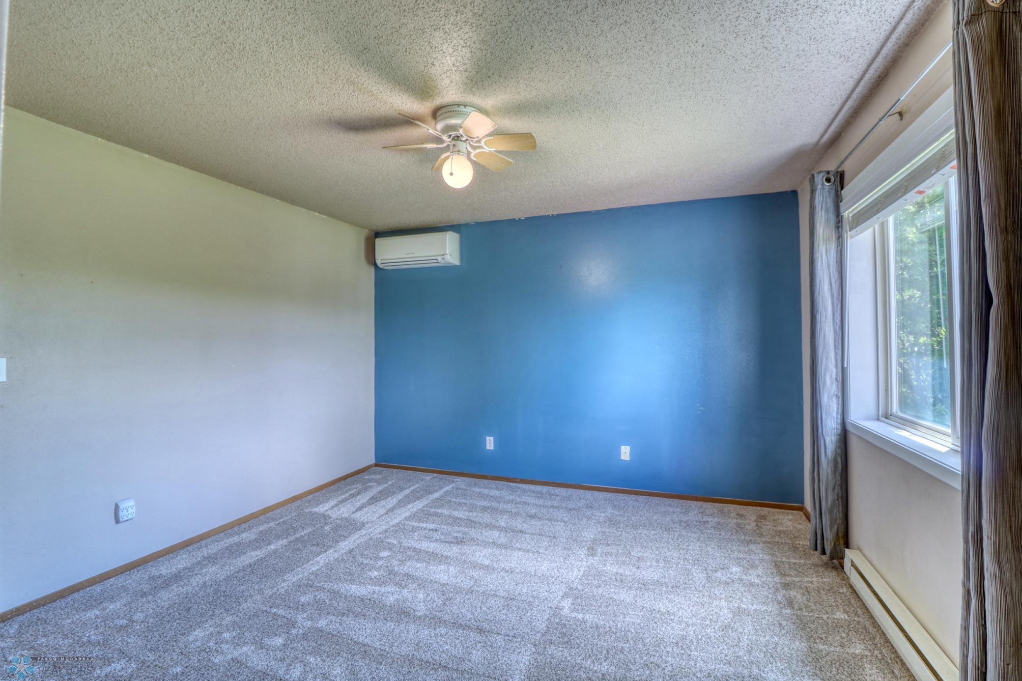 Upper bedroom 1