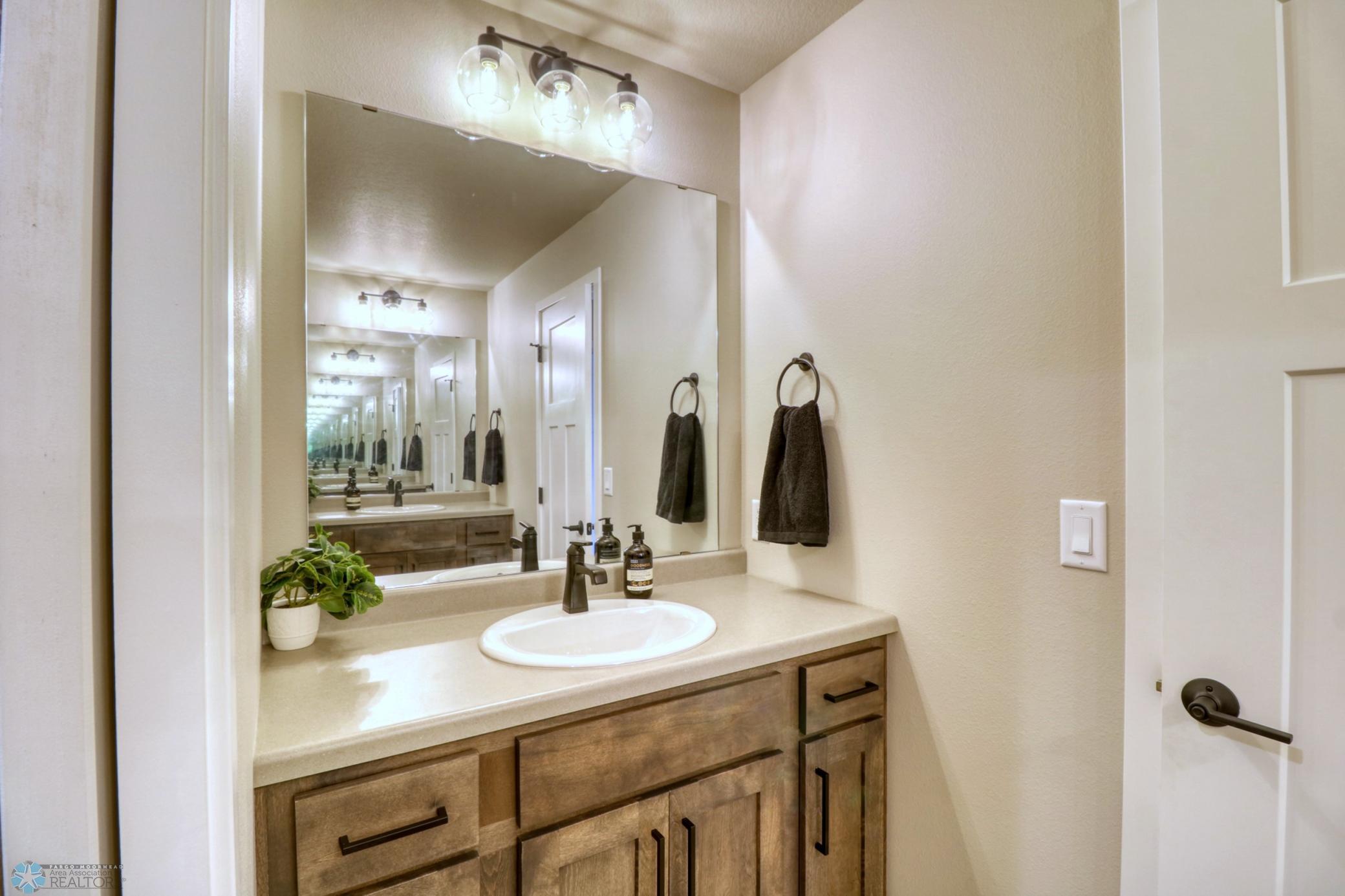Basement Bathroom1_0.jpg