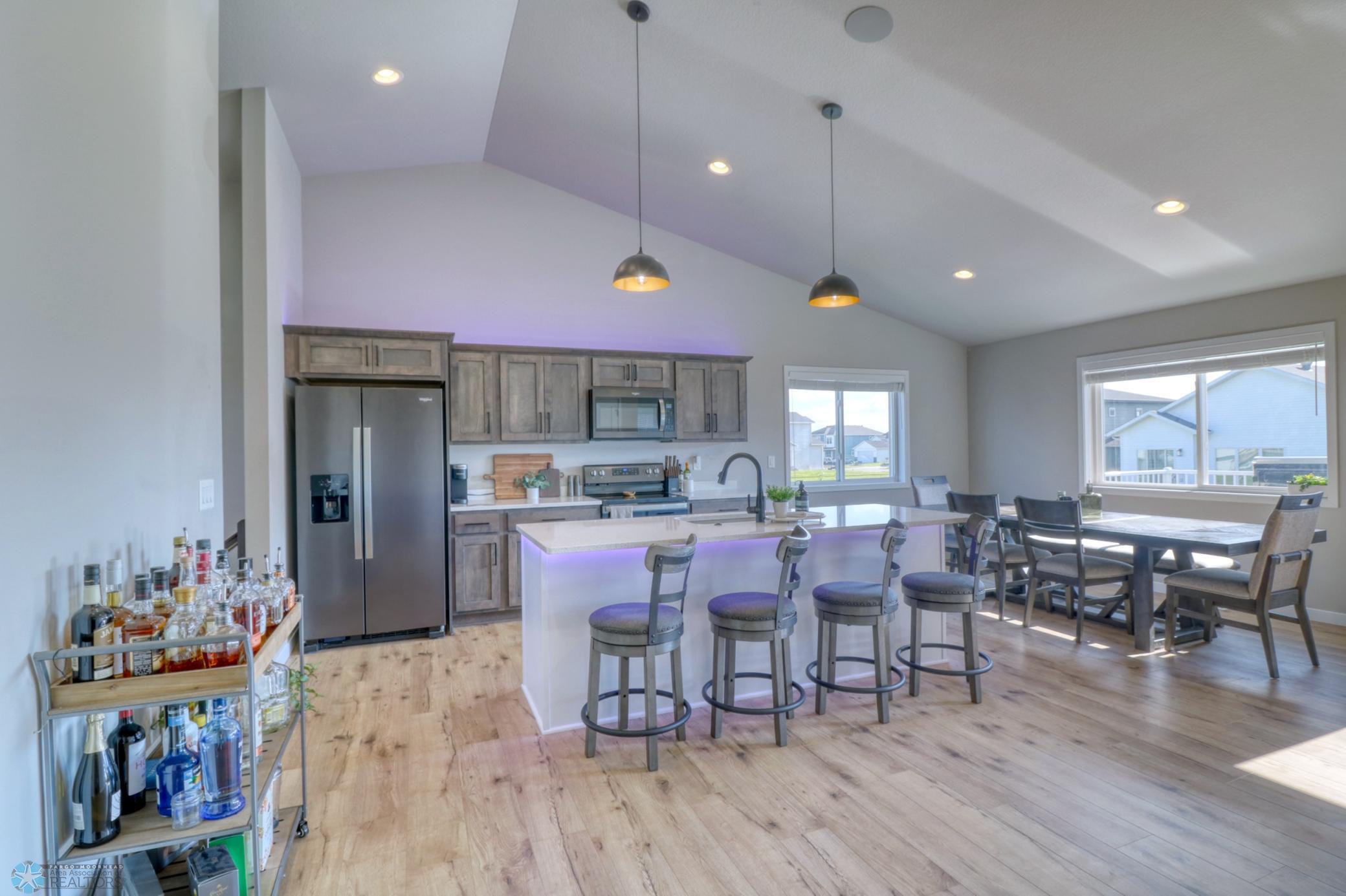 Kitchen1_3.jpg