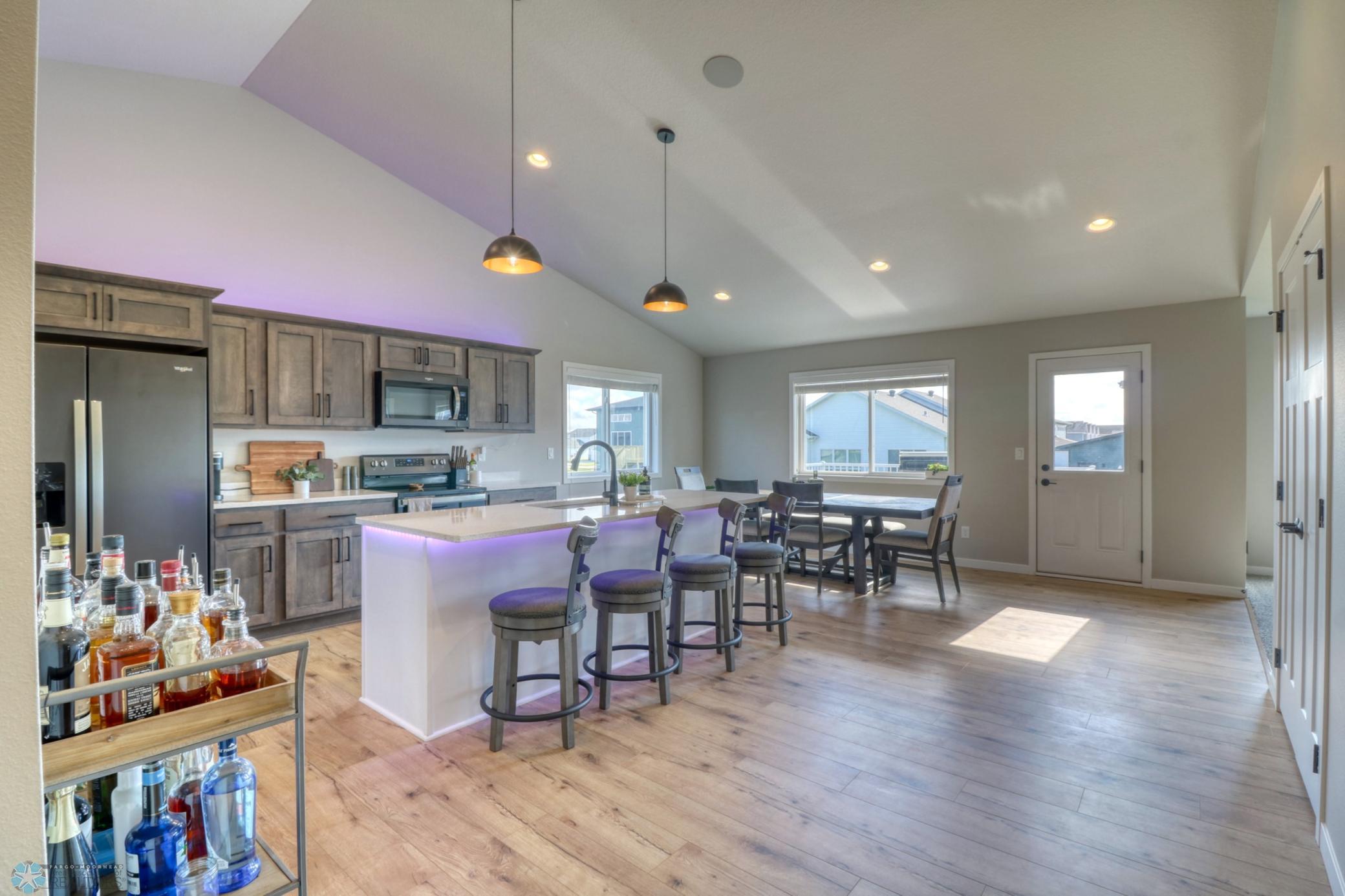 Kitchen1_1.jpg