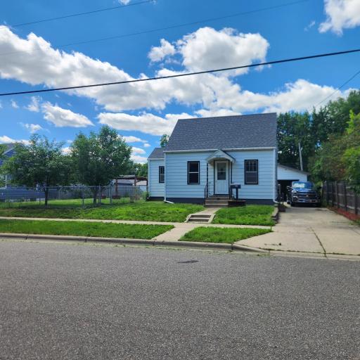 215 30th Avenue N, Saint Cloud, MN 56303