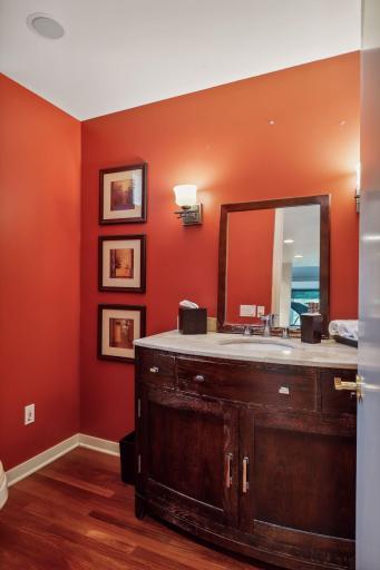 18002 Bearpath Trail, Eden Prairie, MN 55347