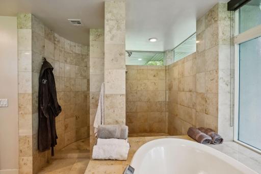 18002 Bearpath Trail, Eden Prairie, MN 55347