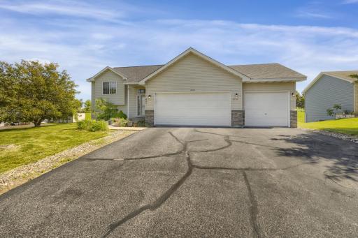 2242 Belfast Street W, Rosemount, MN 55068