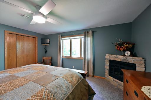 Imagine your guests or family waking up to beautiful water front views